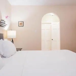 Curacao Luxury Holiday Rentals , Willemstad Curaçao